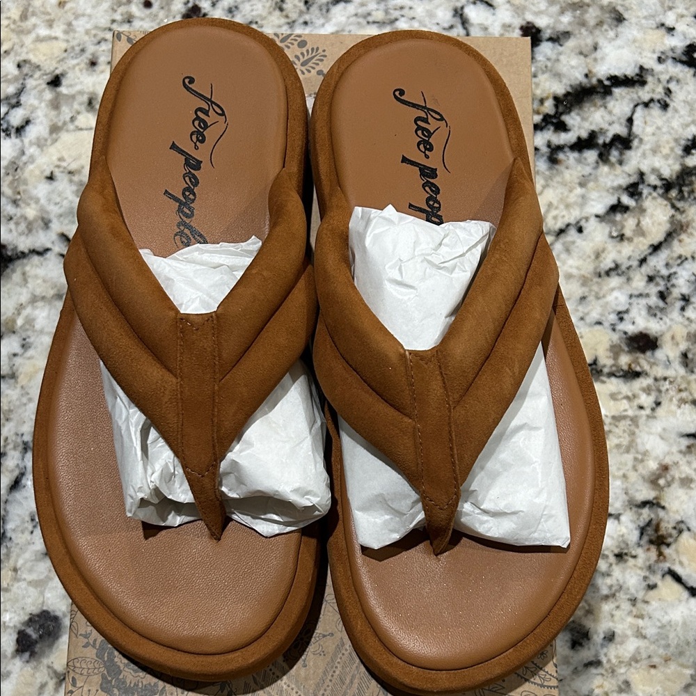Free People Women’s Sz9.5 Suede like Tan Sandals